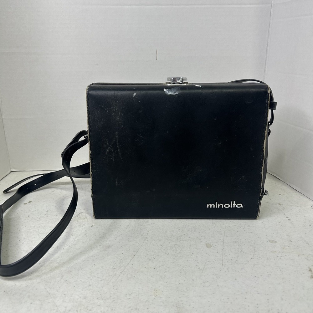 Minolta Autopak-8 S3 Super 8 Movie Camera Rokkor 12-36mm Lens with Case Japan